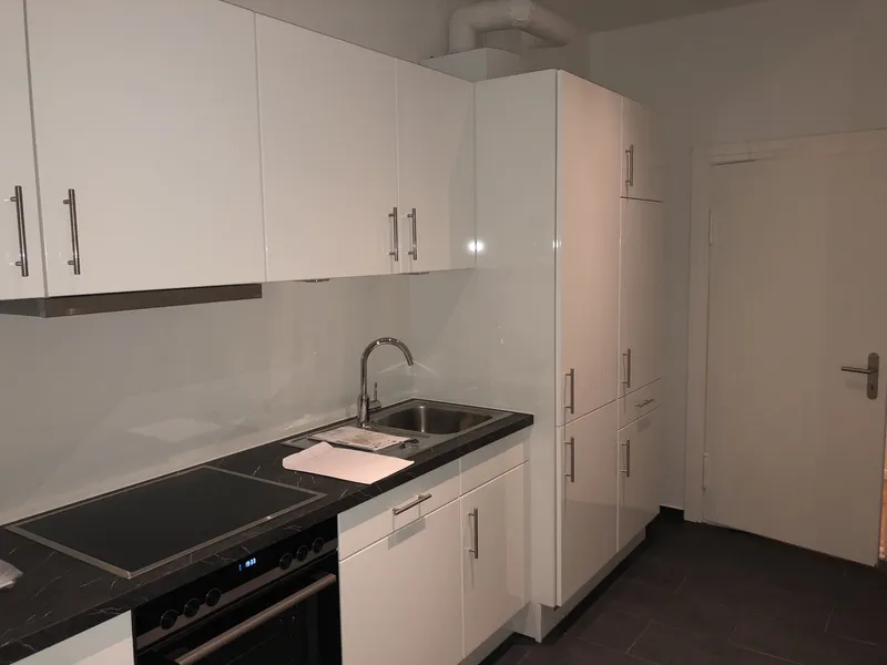 SCHÖNEBERG  I Charmante 1-Zimmer-Wohnung mit EBK — photo 1